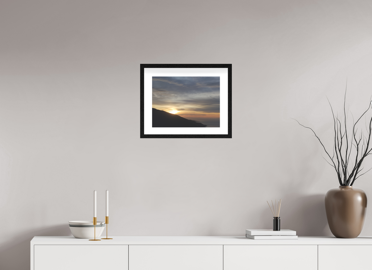 40 x 30 cm, Contemplationnisme — Fine Art Encadré FRONTIERE — I